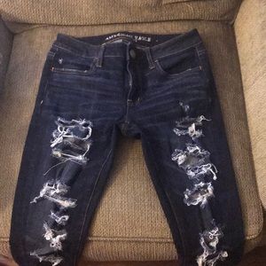 AEO denim destroy jegging 4 short